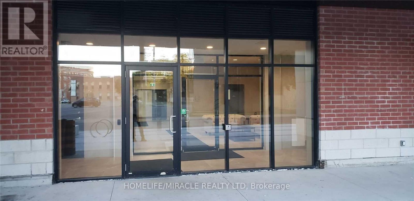 318 - 1 Wellington Street, Brantford, Ontario  N3T 2L3 - Photo 2 - X12774060