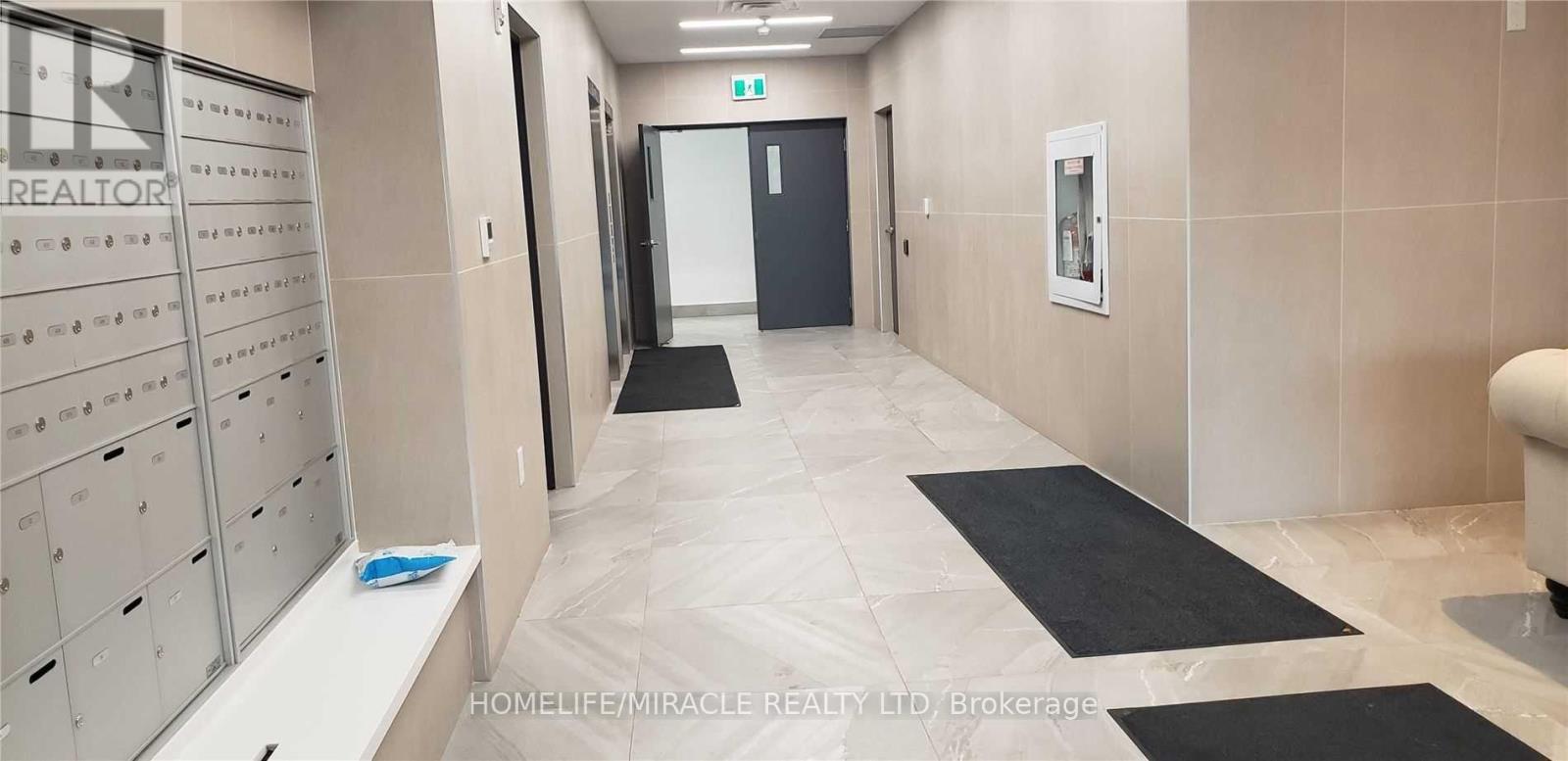 318 - 1 Wellington Street, Brantford, Ontario  N3T 2L3 - Photo 3 - X12774060