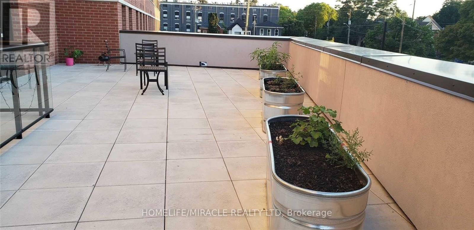 318 - 1 Wellington Street, Brantford, Ontario  N3T 2L3 - Photo 6 - X12774060