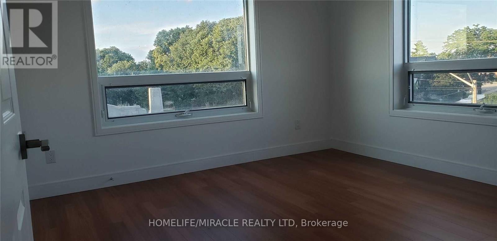 318 - 1 Wellington Street, Brantford, Ontario  N3T 2L3 - Photo 8 - X12774060