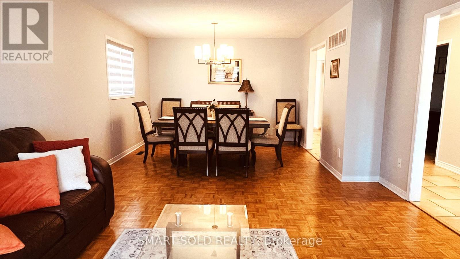 148 Castlehill Road, Vaughan, Ontario  L6A 1N7 - Photo 3 - N12769646