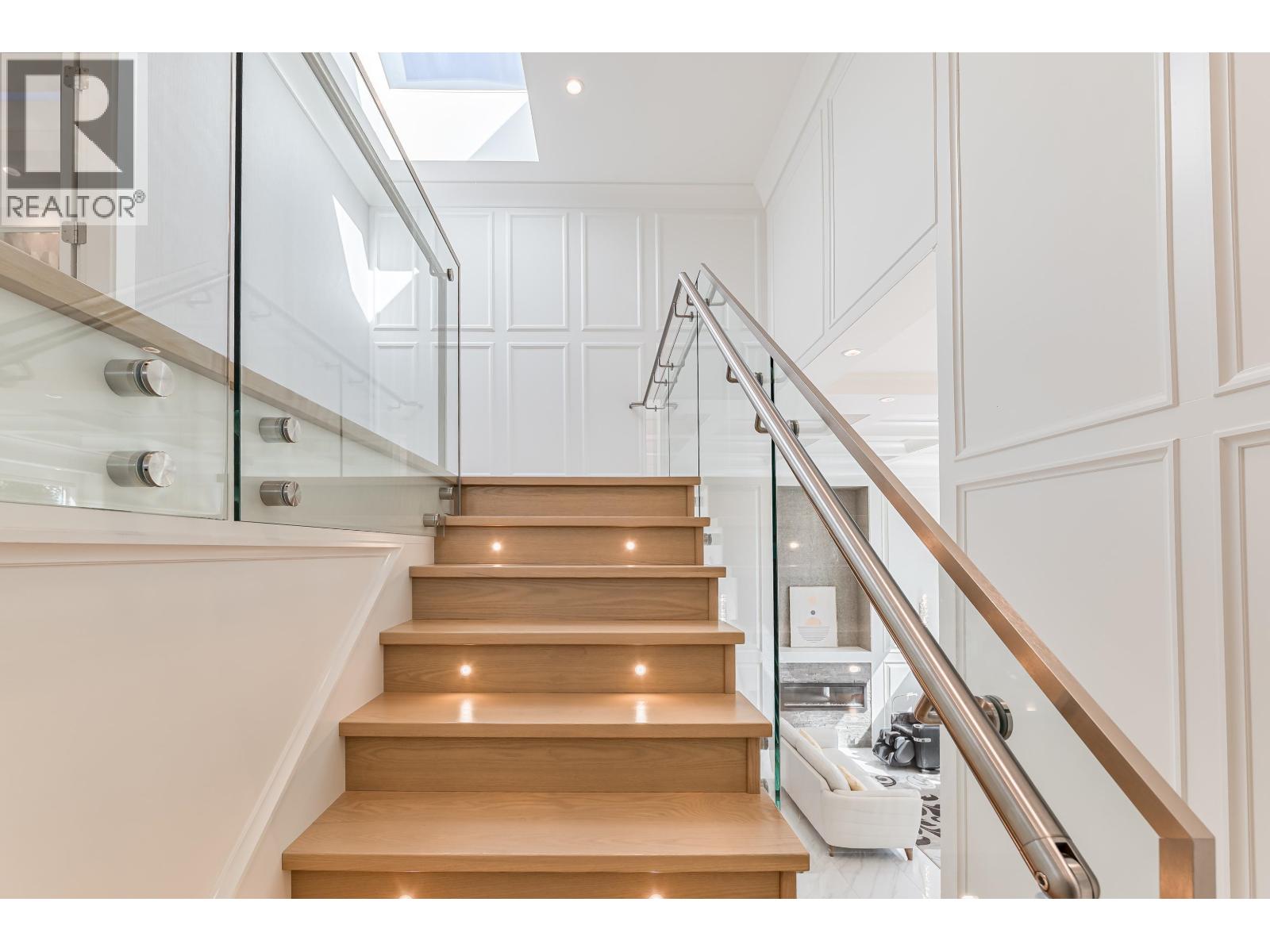 8511 Sierpina Drive, Richmond, British Columbia  V7A 4M8 - Photo 23 - R3088308