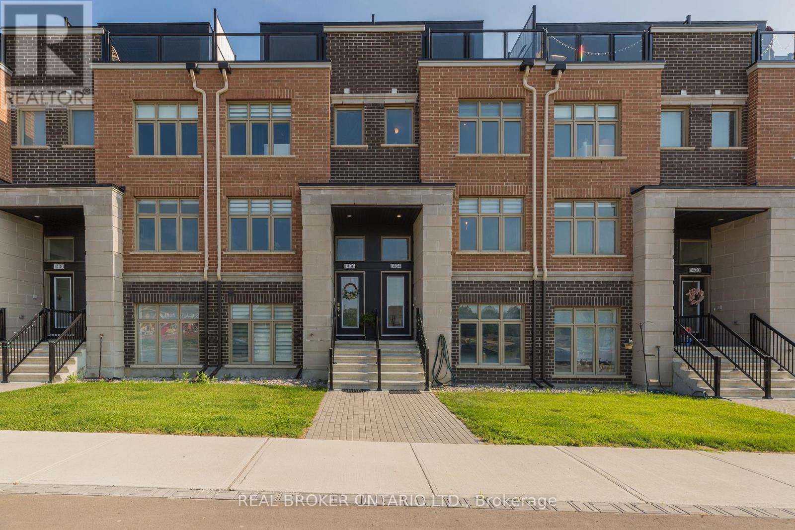 1434 HEMLOCK ROAD, Ottawa, Ontario