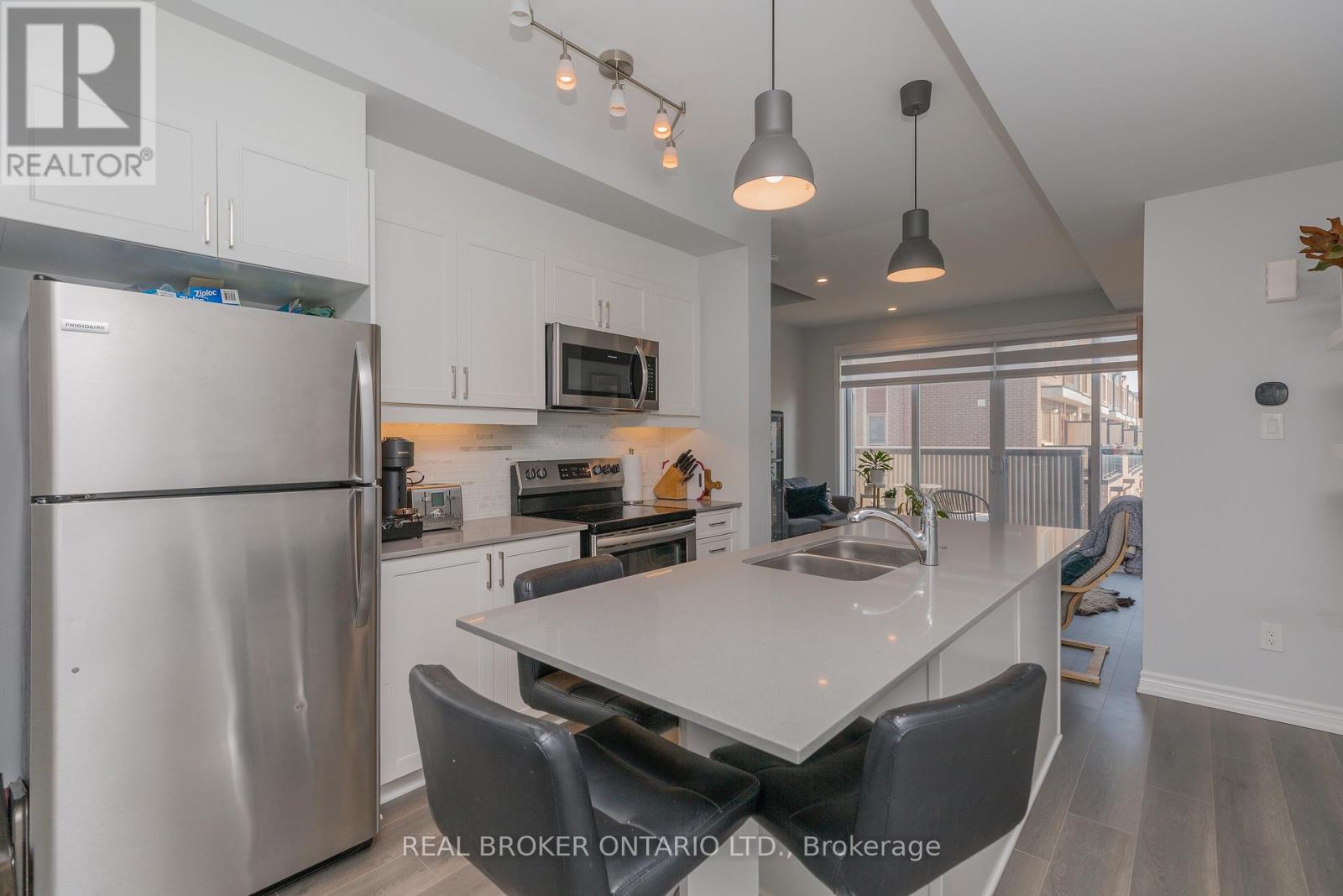 1434 Hemlock Road, Ottawa, Ontario  K1K 4B9 - Photo 10 - X12774092