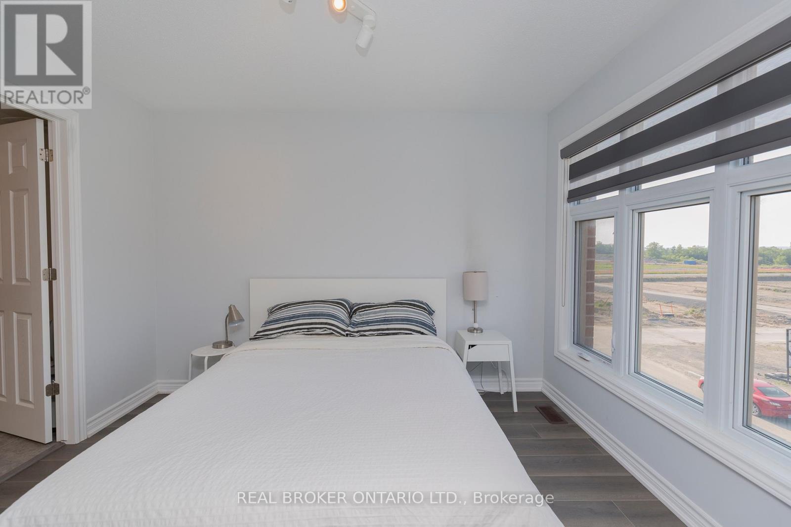 1434 Hemlock Road, Ottawa, Ontario  K1K 4B9 - Photo 24 - X12774092