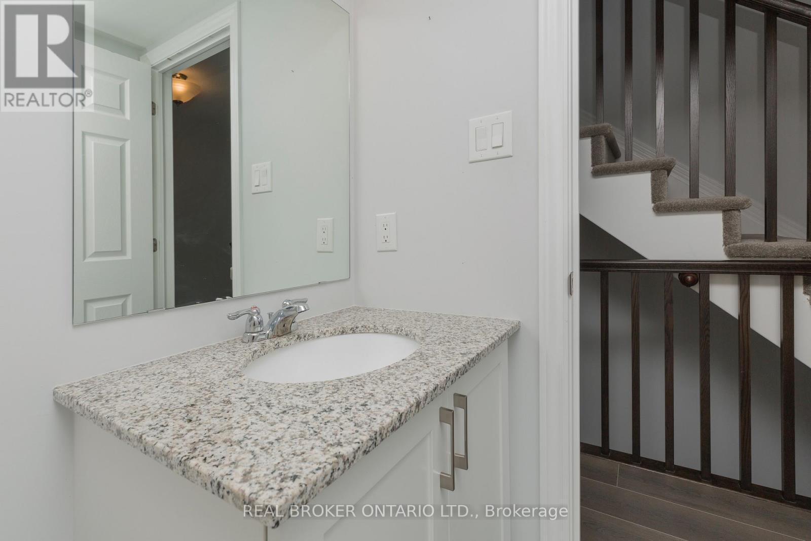 1434 Hemlock Road, Ottawa, Ontario  K1K 4B9 - Photo 30 - X12774092