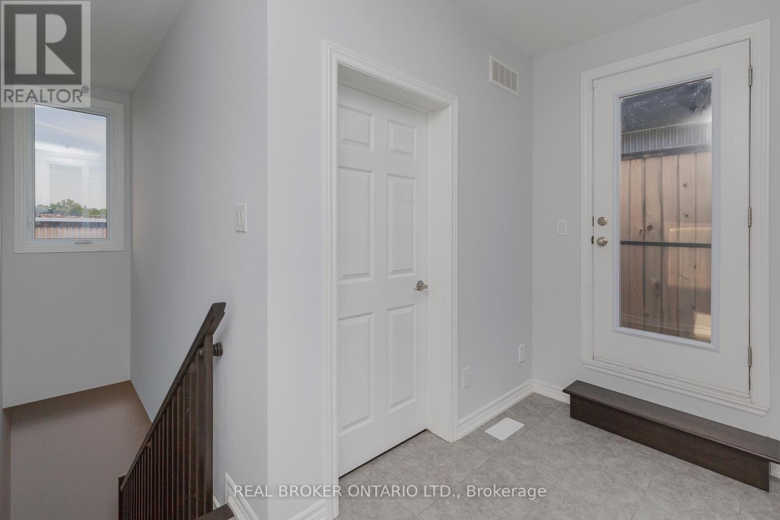 1434 Hemlock Road, Ottawa, Ontario  K1K 4B9 - Photo 33 - X12774092