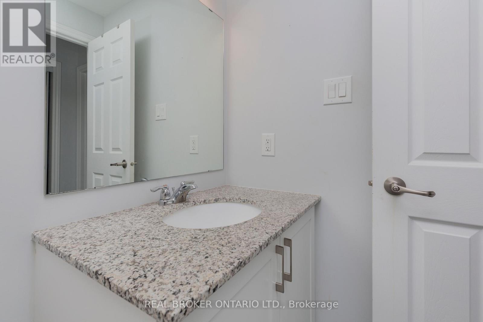 1434 Hemlock Road, Ottawa, Ontario  K1K 4B9 - Photo 43 - X12774092