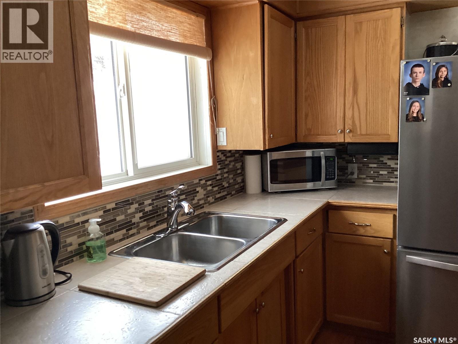 810 Main Street, Big River, Saskatchewan  S0J 0E0 - Photo 4 - SK027584