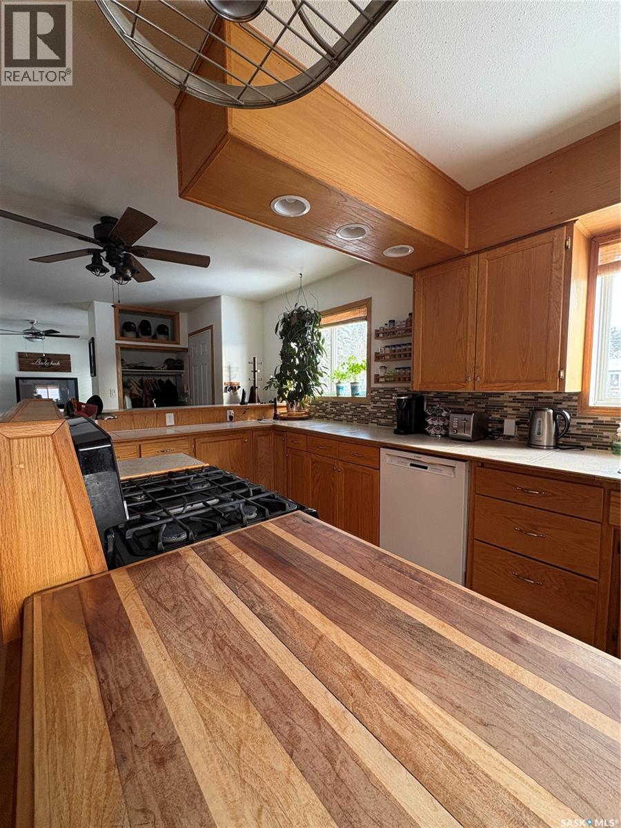 810 Main Street, Big River, Saskatchewan  S0J 0E0 - Photo 7 - SK027584