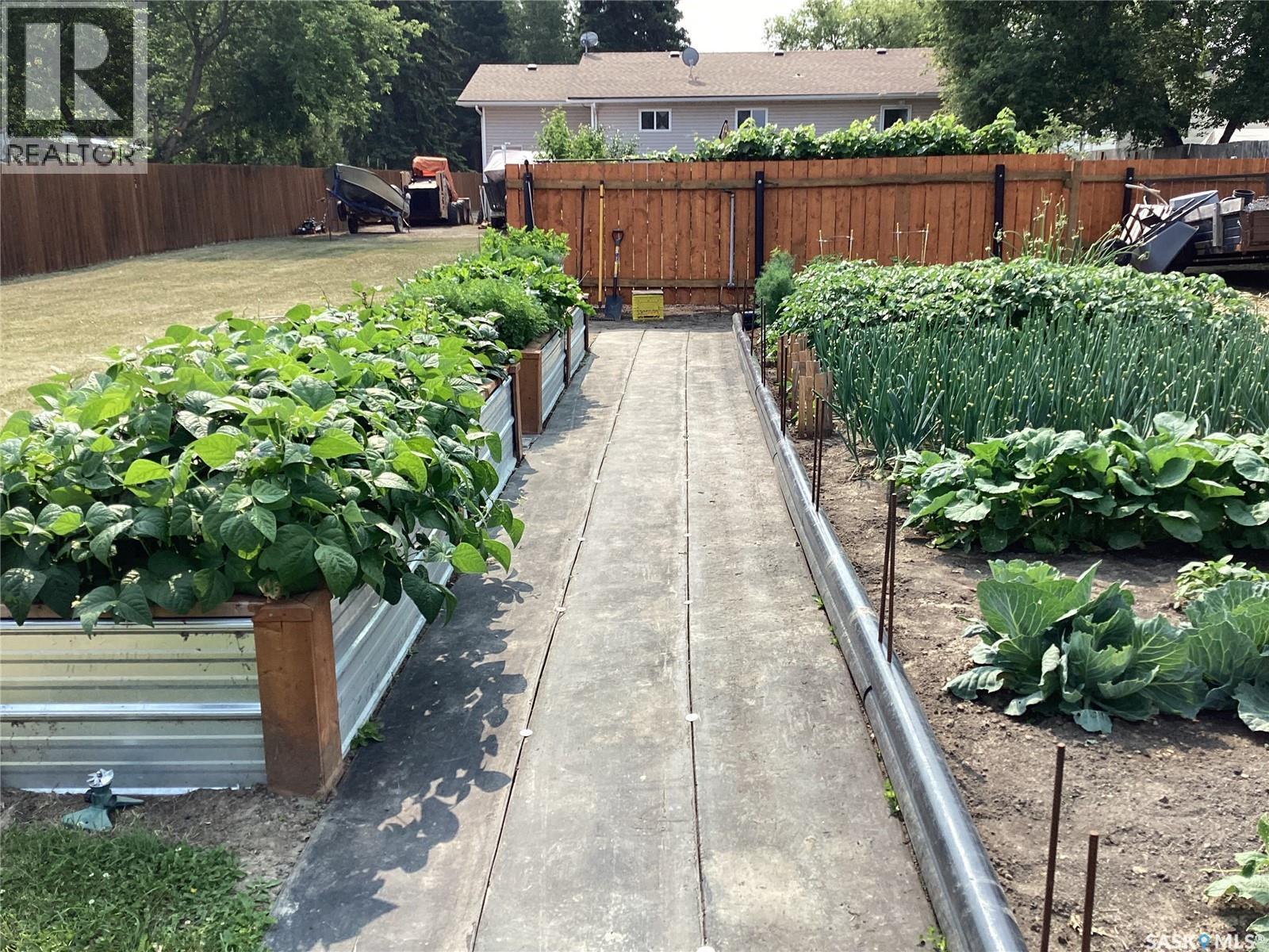 810 Main Street, Big River, Saskatchewan  S0J 0E0 - Photo 47 - SK027584