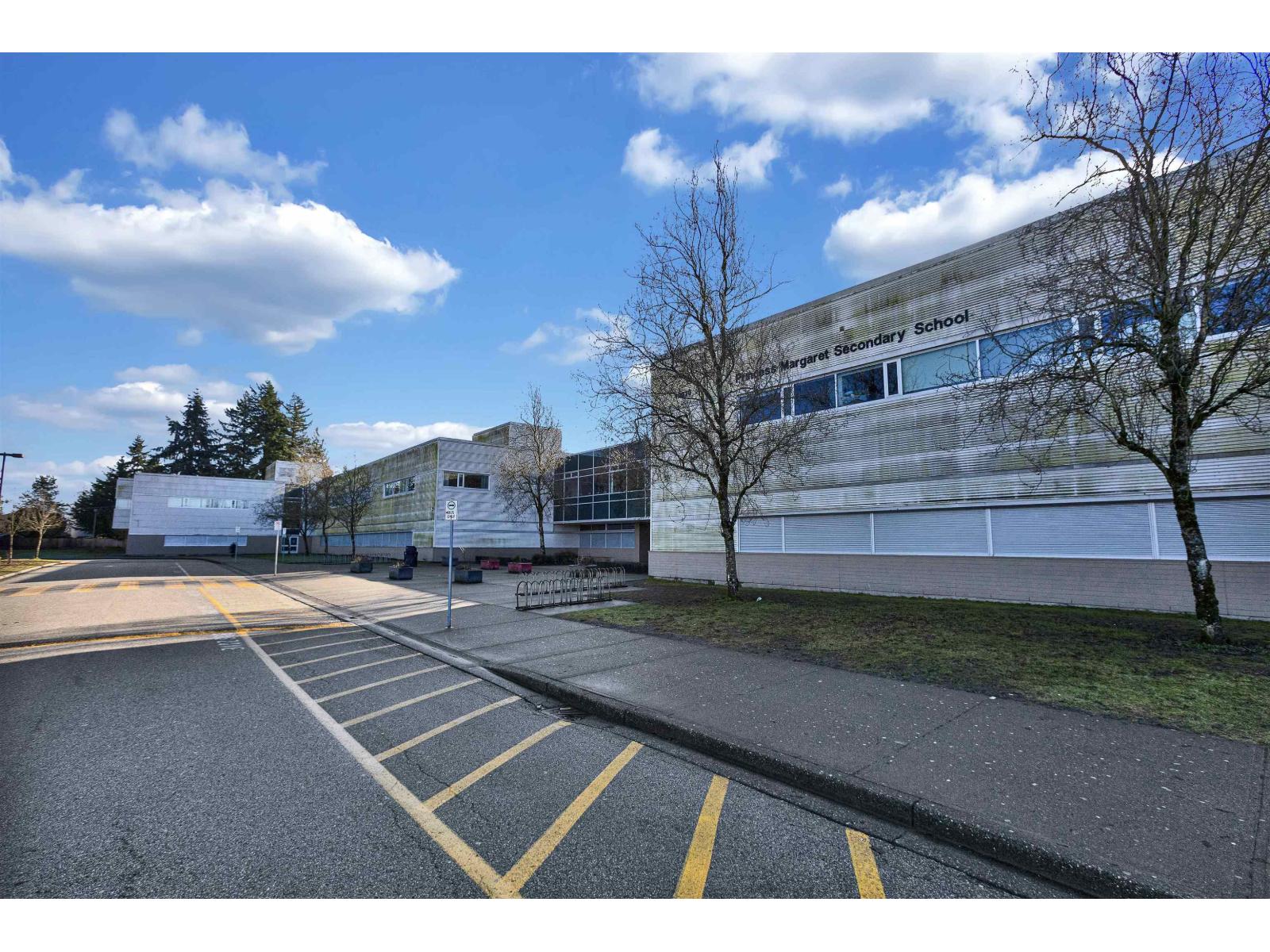 101 13368 72 Avenue, Surrey, British Columbia  V3W 2N6 - Photo 32 - R3087778