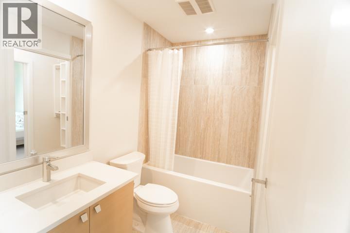 Listing Picture 14 of 20 : 302 2033 W 10TH AVENUE, Vancouver / 溫哥華 - 魯藝地產 Yvonne Lu Group - MLS Medallion Club Member