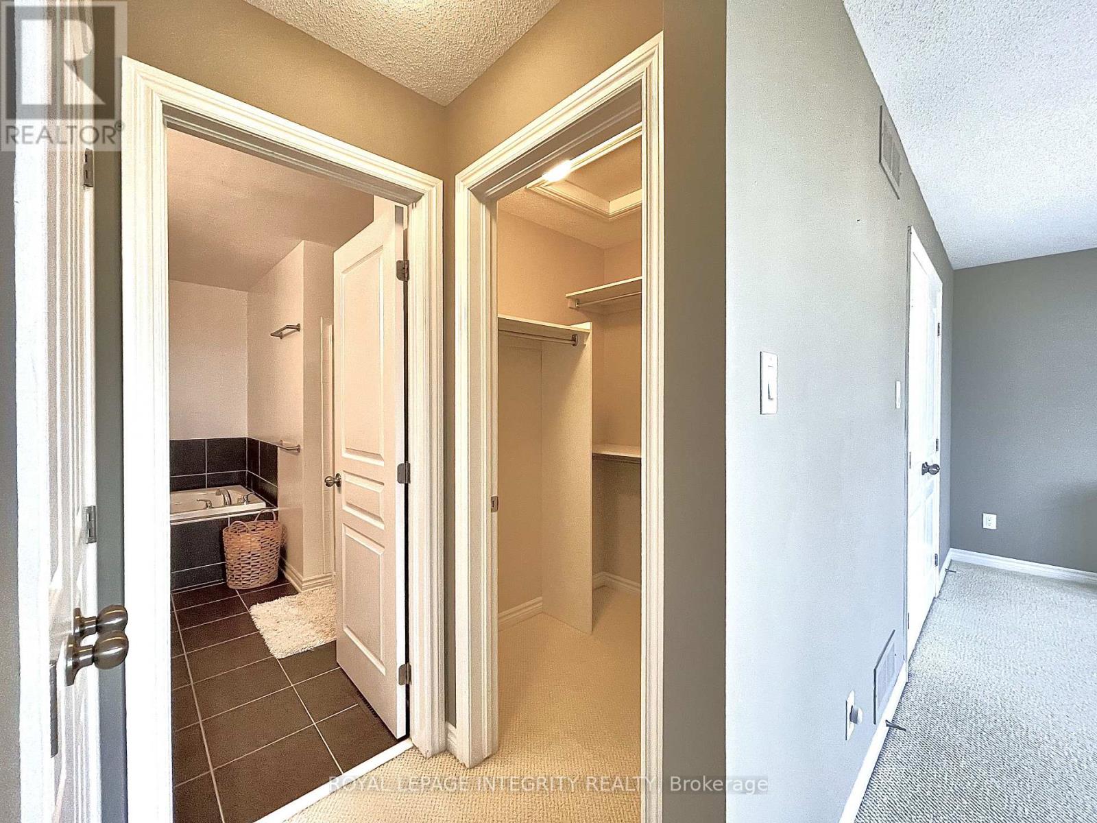 616 Whitecliffs Avenue, Ottawa, Ontario  K1V 2N4 - Photo 14 - X12774114