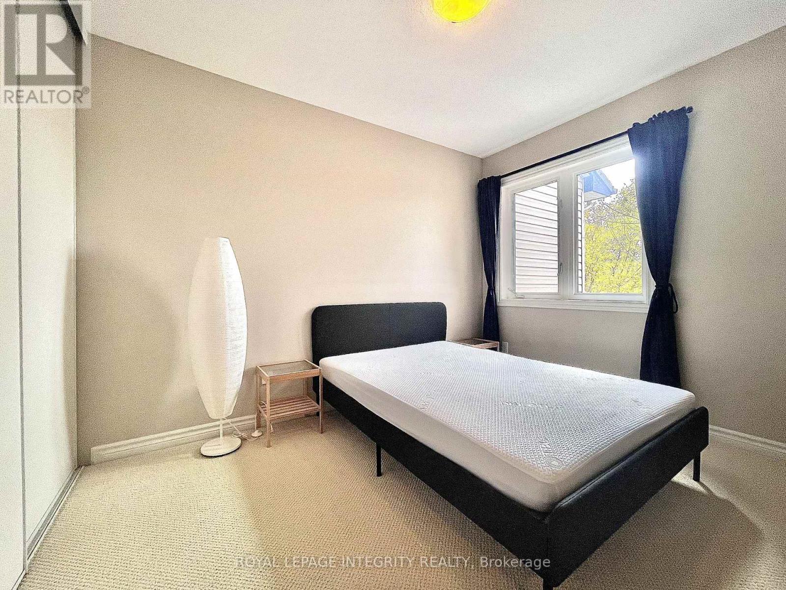 616 Whitecliffs Avenue, Ottawa, Ontario  K1V 2N4 - Photo 20 - X12774114