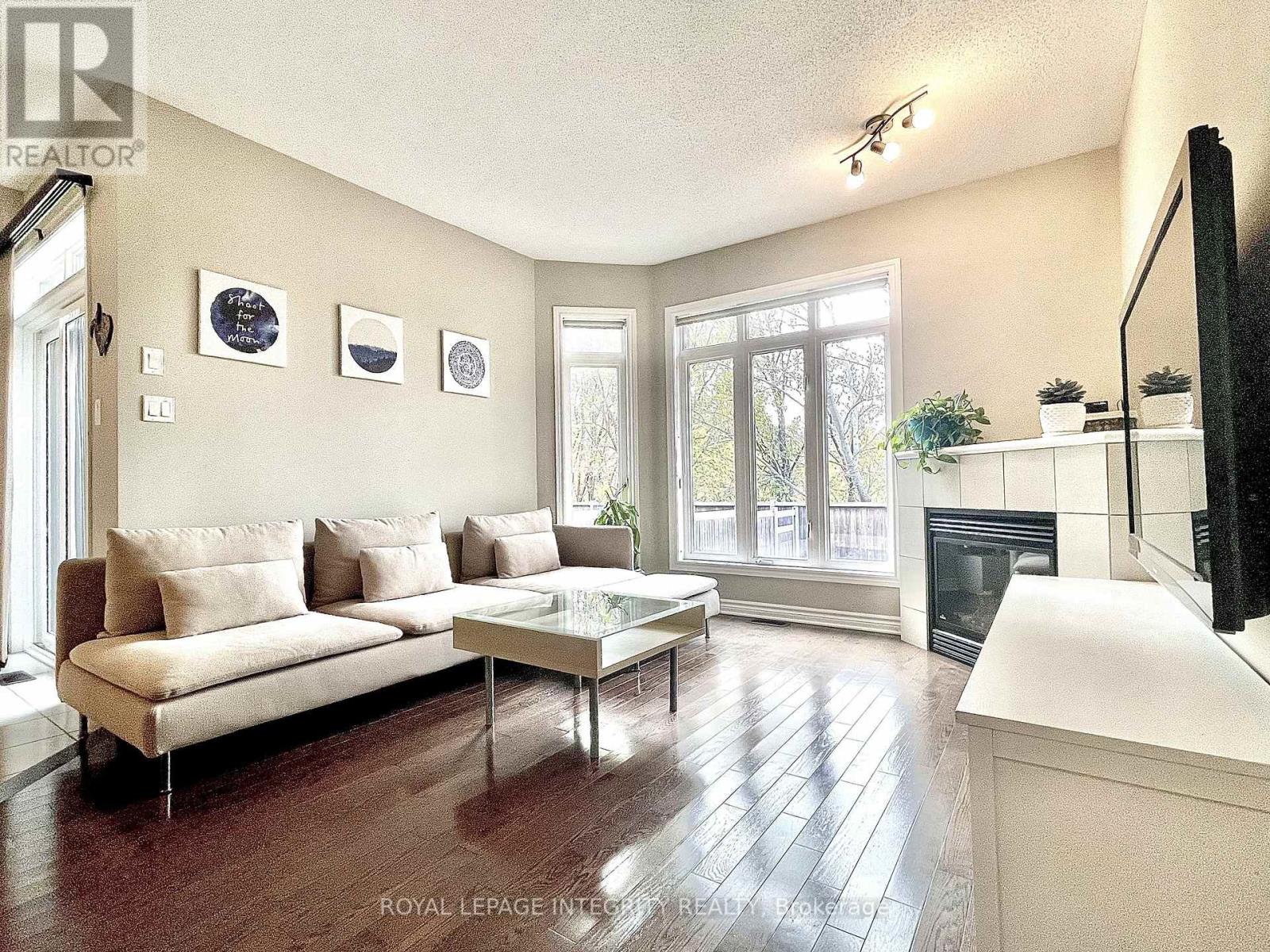 616 Whitecliffs Avenue, Ottawa, Ontario  K1V 2N4 - Photo 8 - X12774114