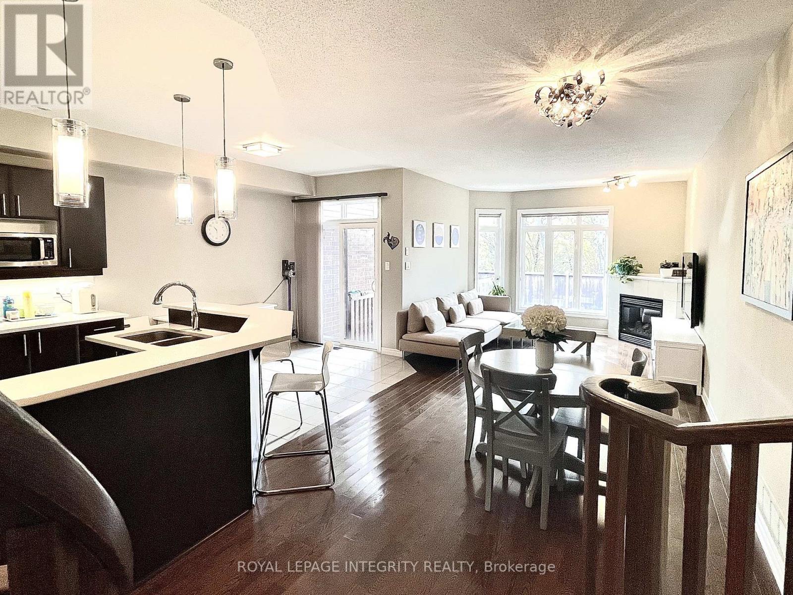 616 Whitecliffs Avenue, Ottawa, Ontario  K1V 2N4 - Photo 9 - X12774114