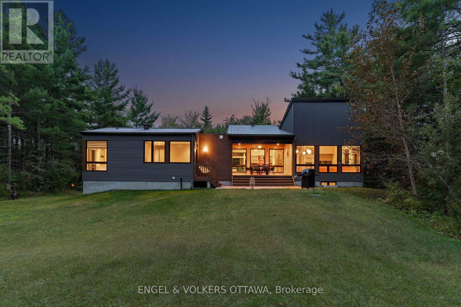 108 Edith Margaret Place, Ottawa, Ontario  K2W 1A8 - Photo 43 - X12774132