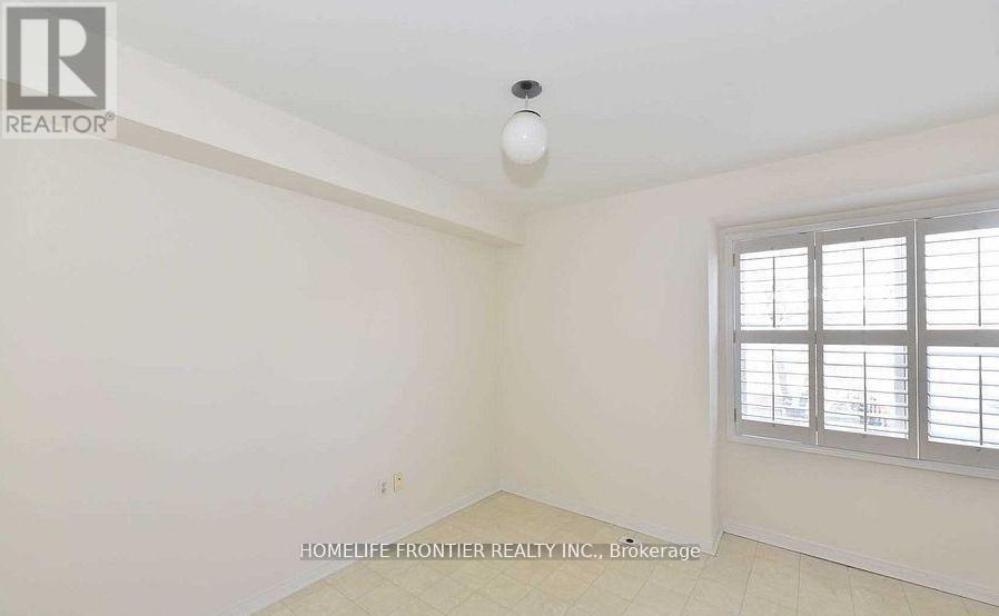 2c Leaside Park Drive, Toronto, Ontario  M4H 1R3 - Photo 14 - C12774106