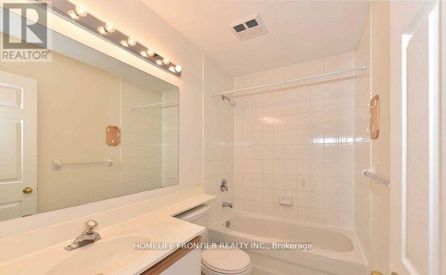 2c Leaside Park Drive, Toronto, Ontario  M4H 1R3 - Photo 23 - C12774106