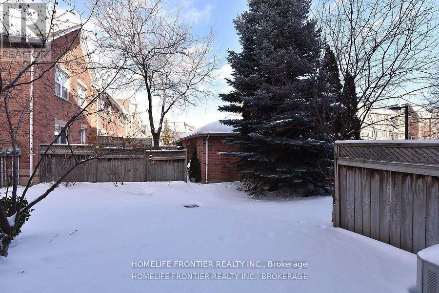 2c Leaside Park Drive, Toronto, Ontario  M4H 1R3 - Photo 26 - C12774106