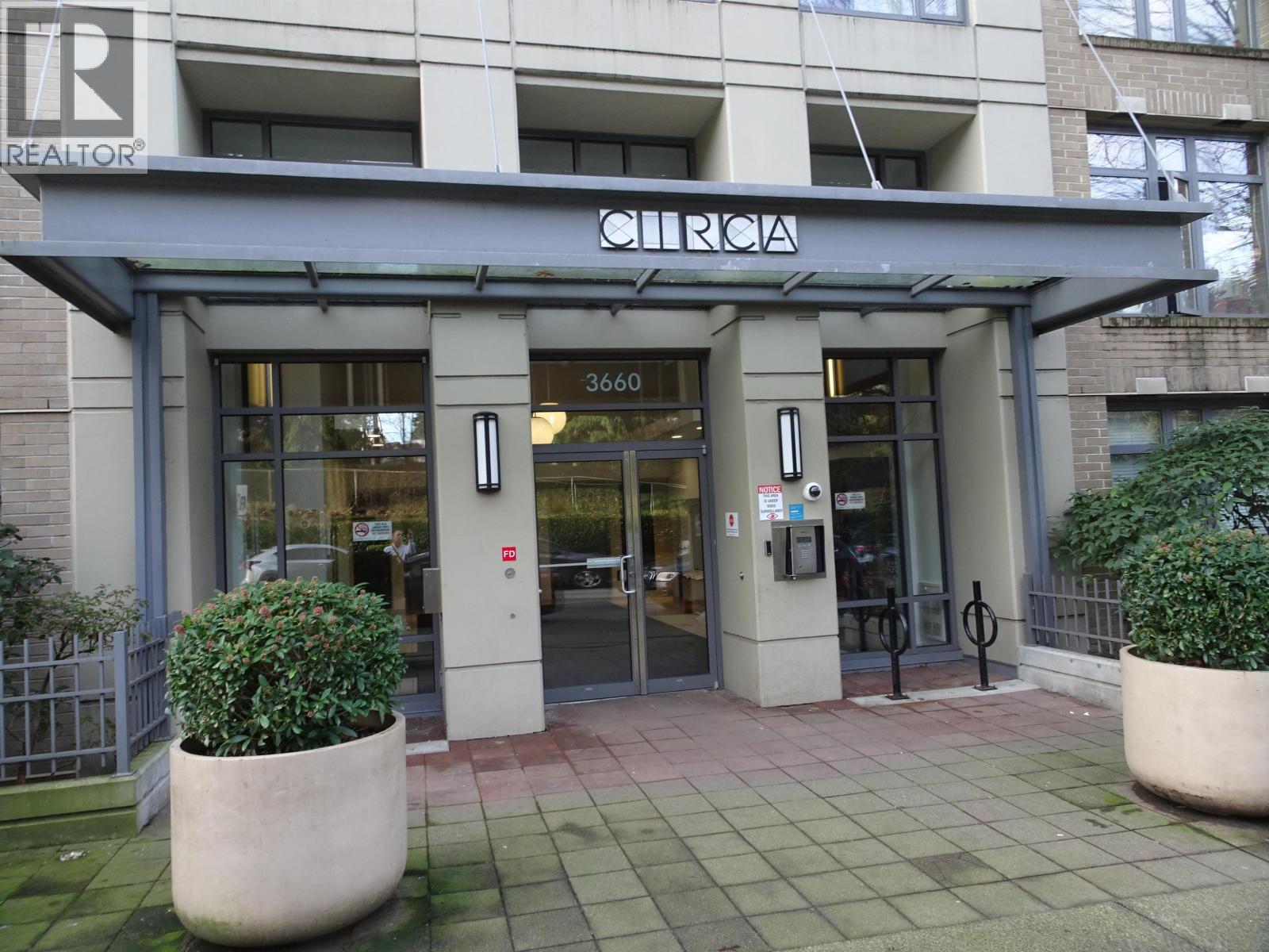 206 3660 Vanness Avenue, Vancouver, British Columbia  V5R 6H8 - Photo 1 - R3087885