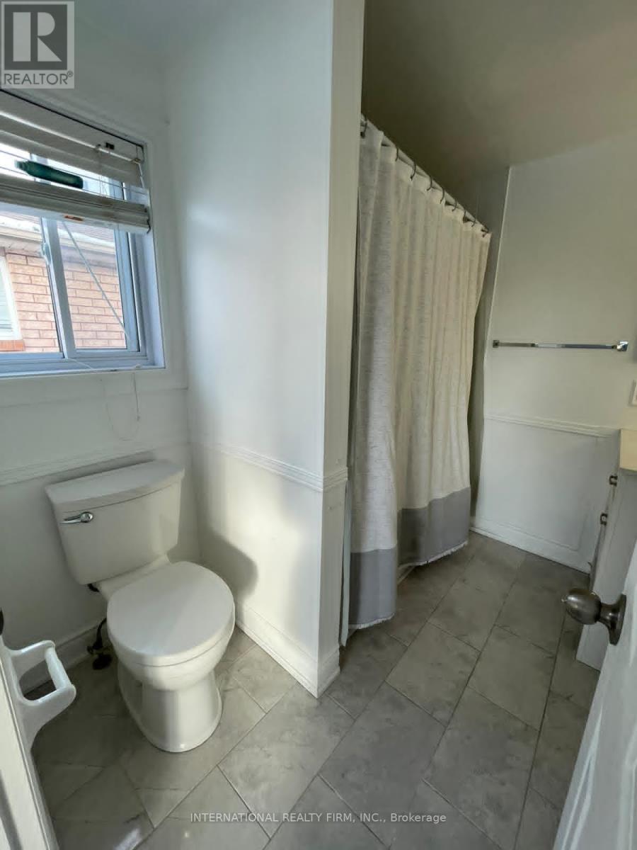 63 Wessenger Drive, Barrie, Ontario  L4N 8P8 - Photo 17 - S12774130