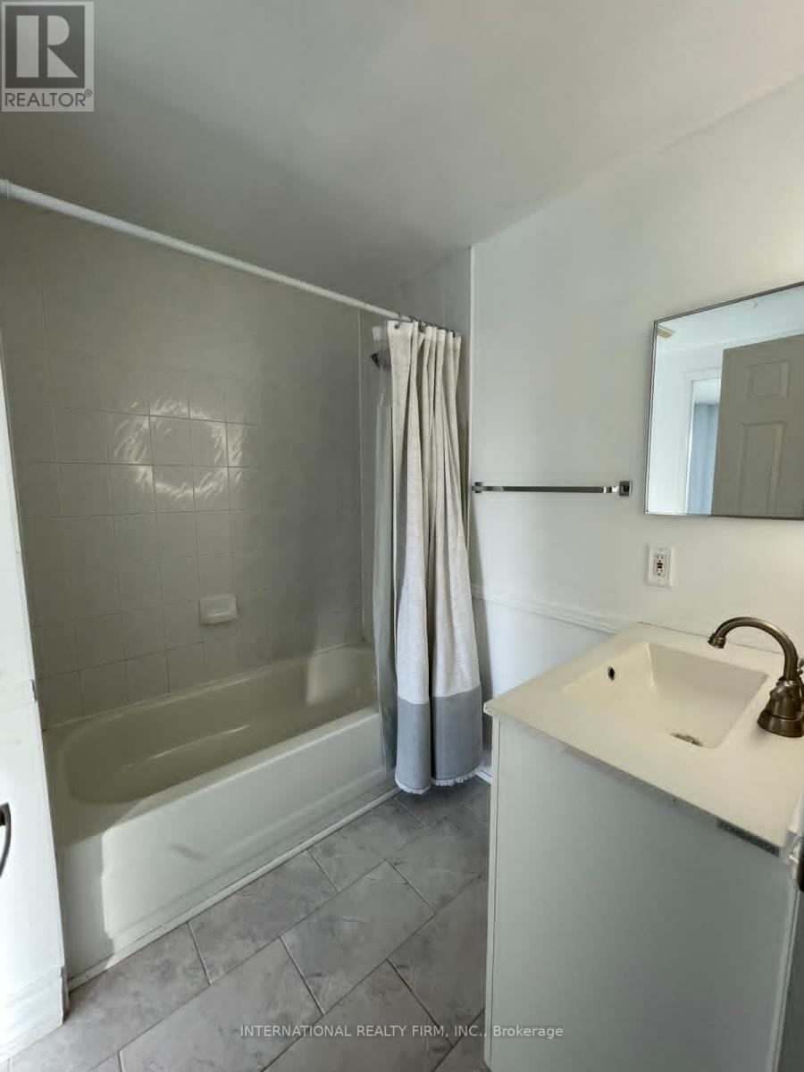 63 Wessenger Drive, Barrie, Ontario  L4N 8P8 - Photo 19 - S12774130