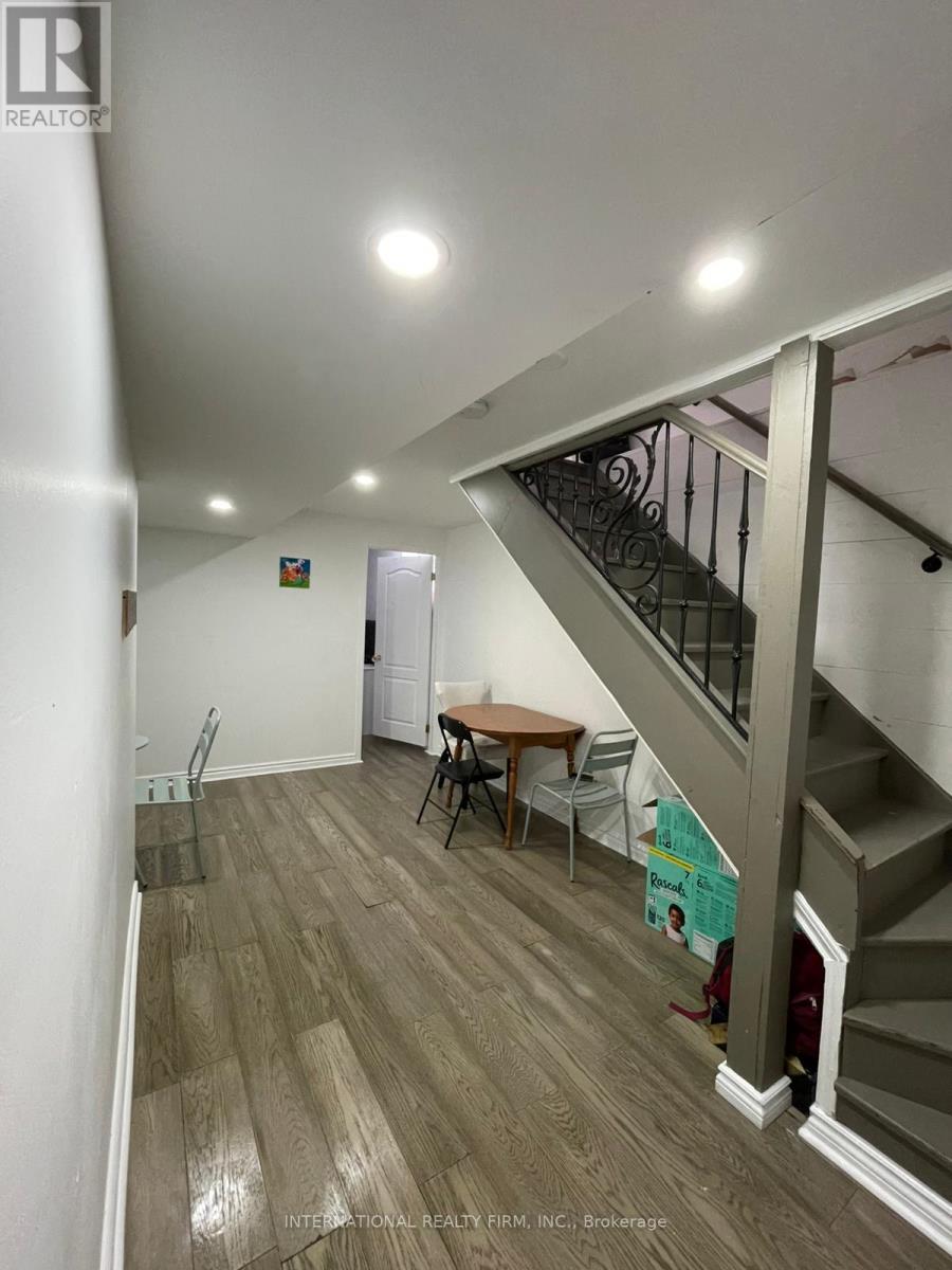 63 Wessenger Drive, Barrie, Ontario  L4N 8P8 - Photo 34 - S12774130