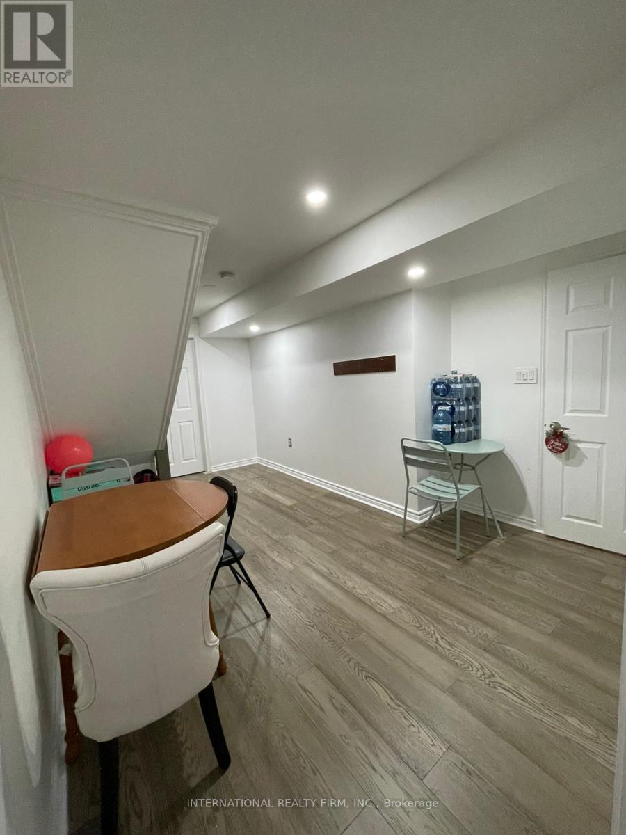 63 Wessenger Drive, Barrie, Ontario  L4N 8P8 - Photo 35 - S12774130