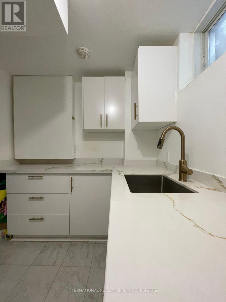 63 Wessenger Drive, Barrie, Ontario  L4N 8P8 - Photo 37 - S12774130