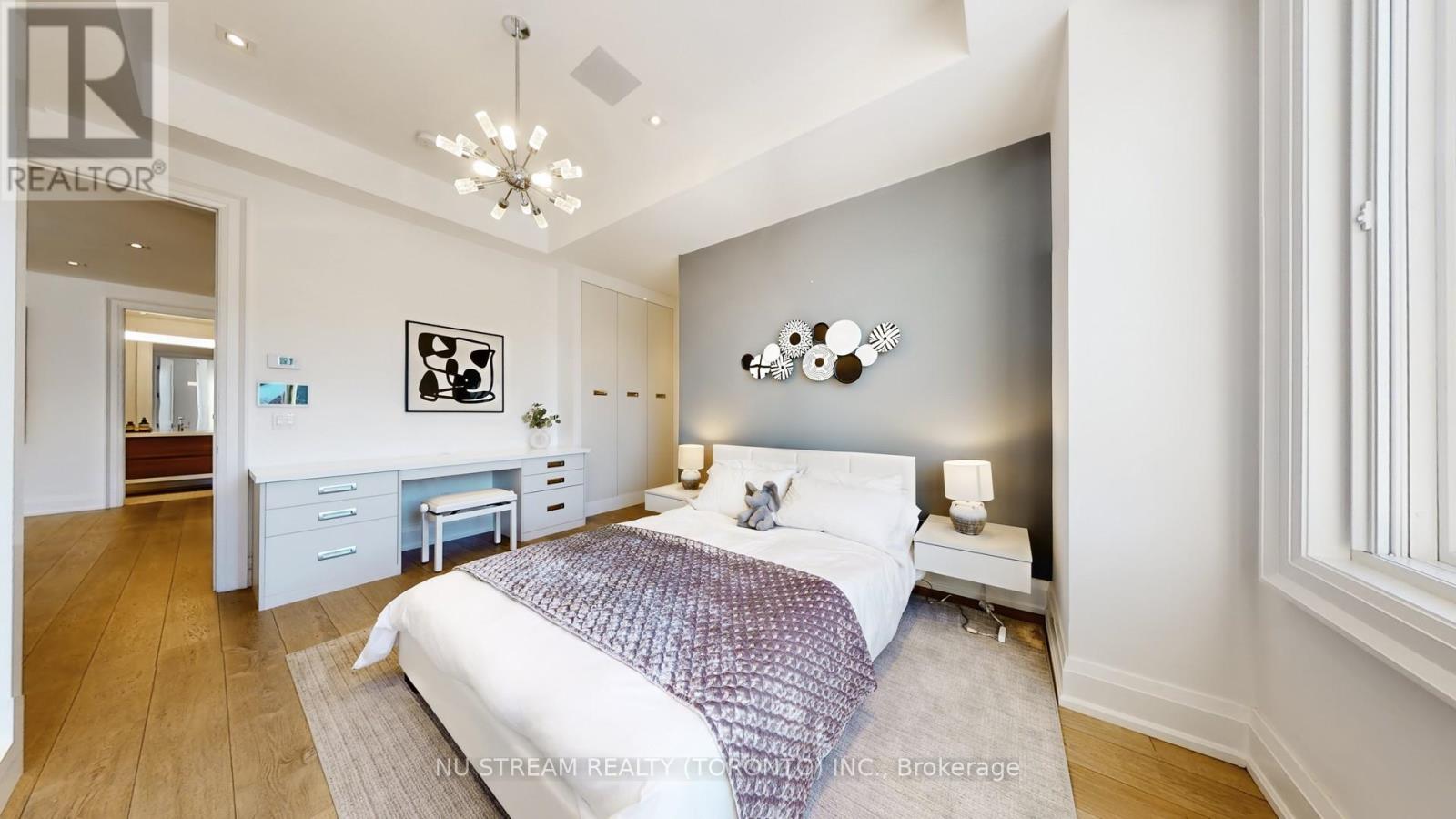 3425 Lakeshore Road W, Oakville, Ontario  L6L 0A3 - Photo 37 - W12774104