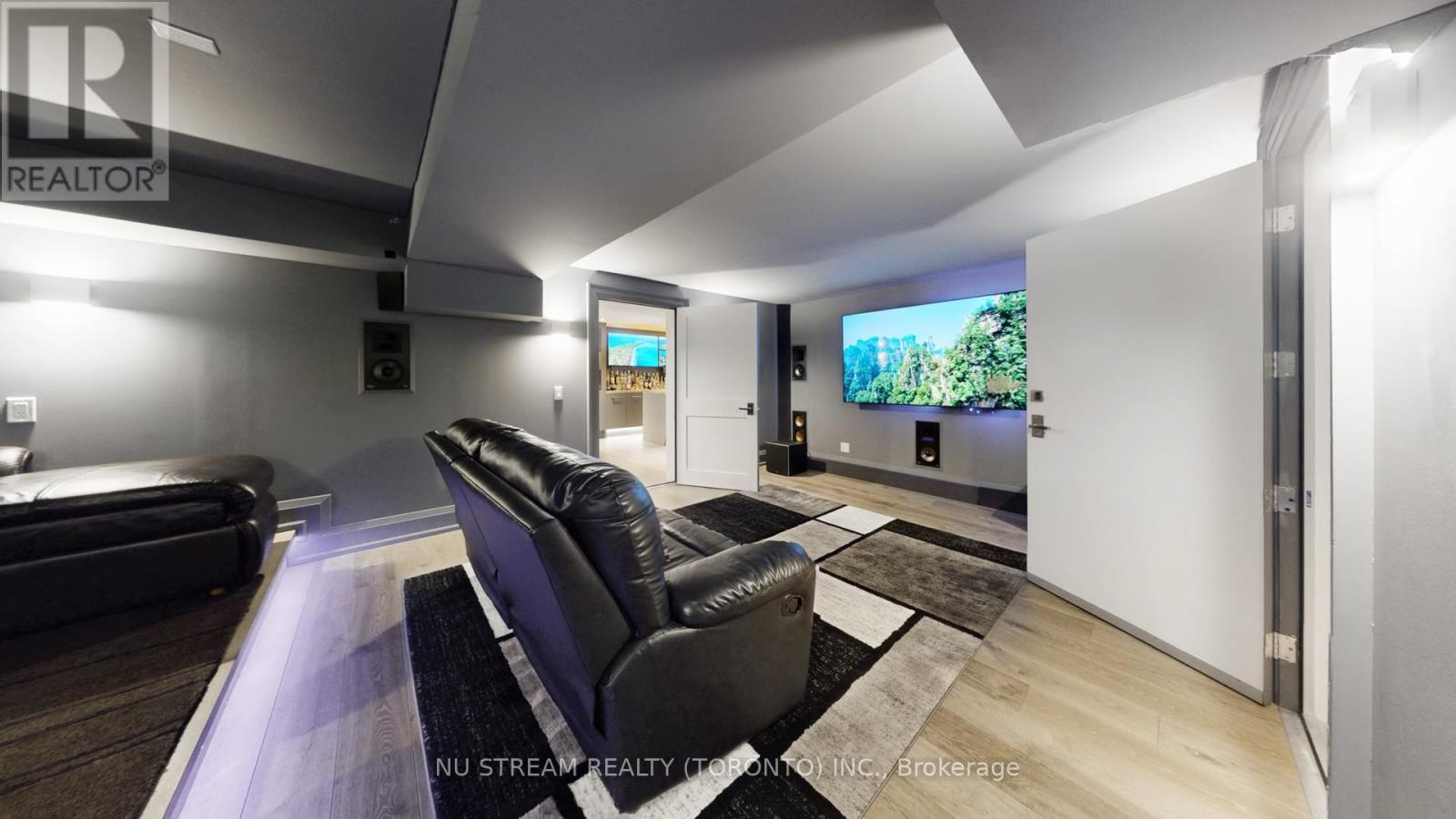 3425 Lakeshore Road W, Oakville, Ontario  L6L 0A3 - Photo 42 - W12774104