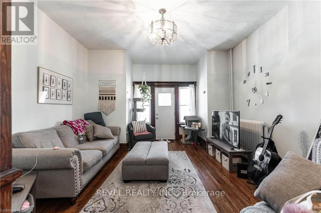 25 West Avenue S, Hamilton, Ontario  L8N 2S2 - Photo 2 - X12774136