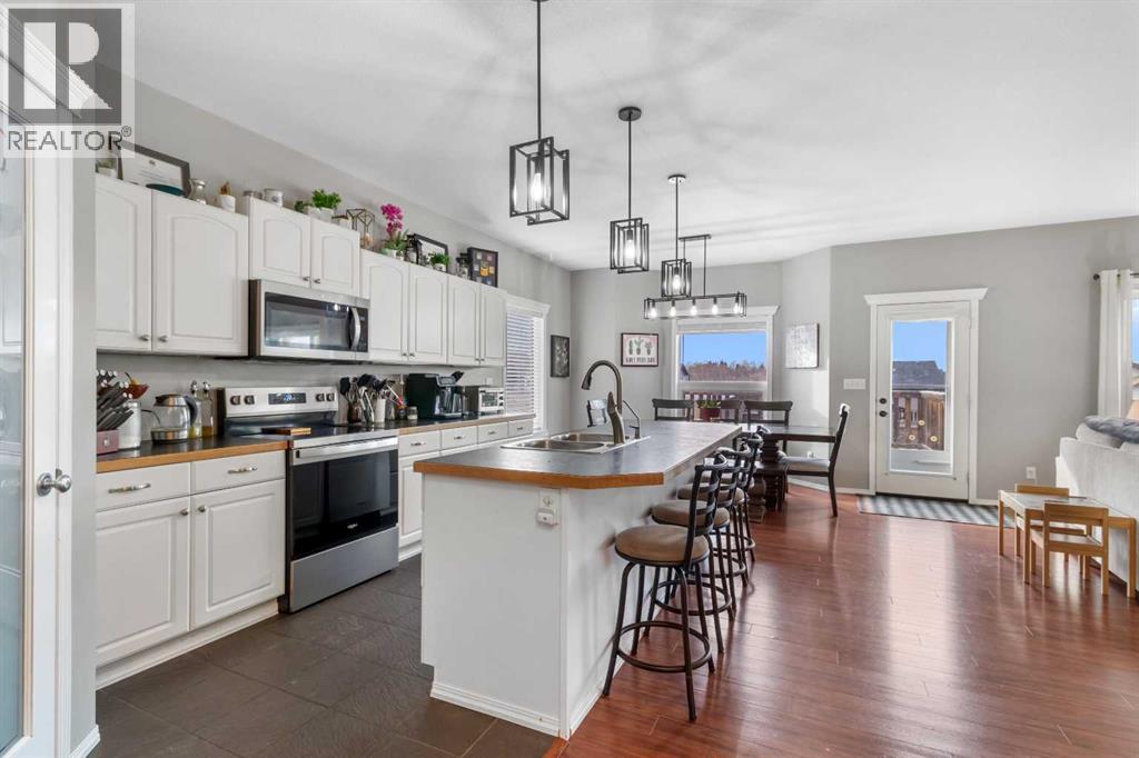 10 Fawn Meadows Crescent, Delburne, Alberta  T0M 0V0 - Photo 2 - A2267350