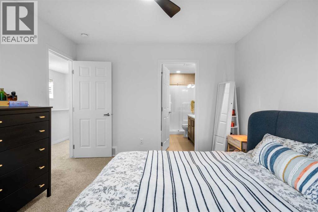 105 Carringvue Park Nw, Calgary, Alberta  T3P 1L1 - Photo 32 - A2284407