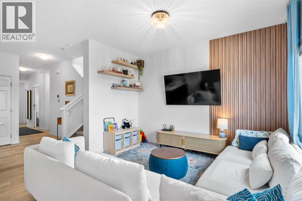 105 Carringvue Park Nw, Calgary, Alberta  T3P 1L1 - Photo 18 - A2284407