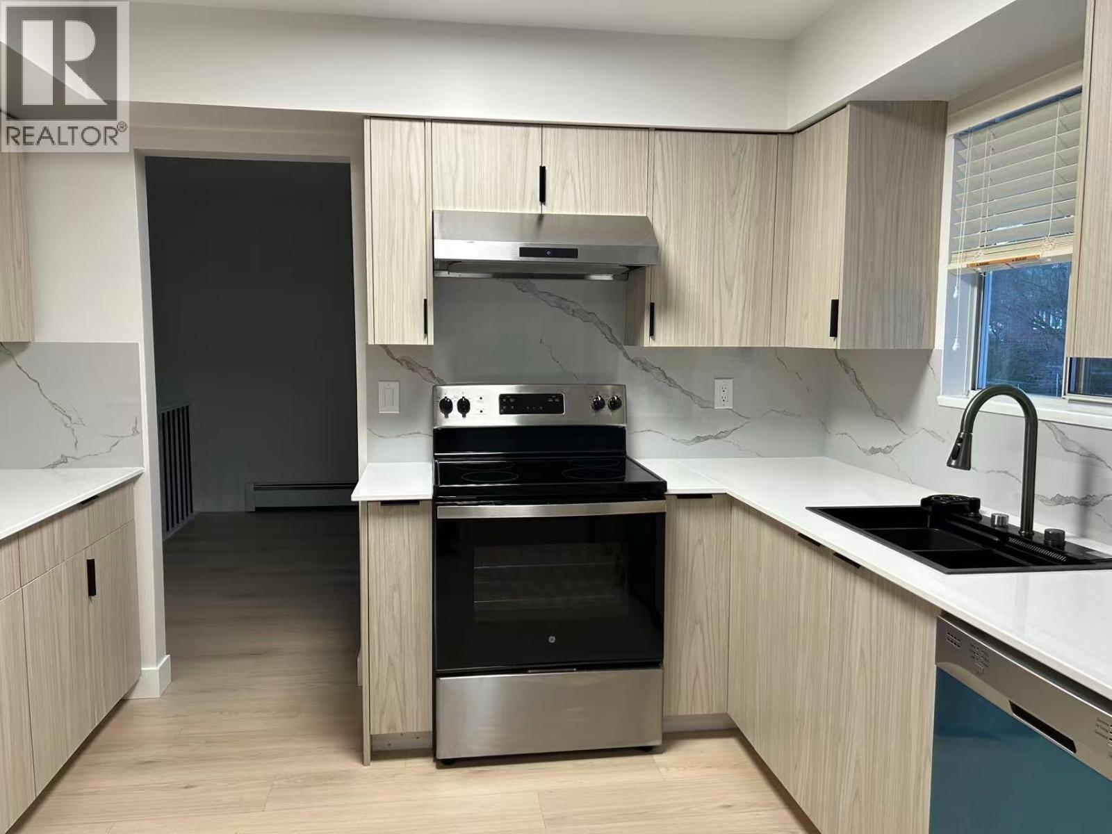 657 Poirier Street, Coquitlam, British Columbia  V3J 7M5 - Photo 5 - R3087039