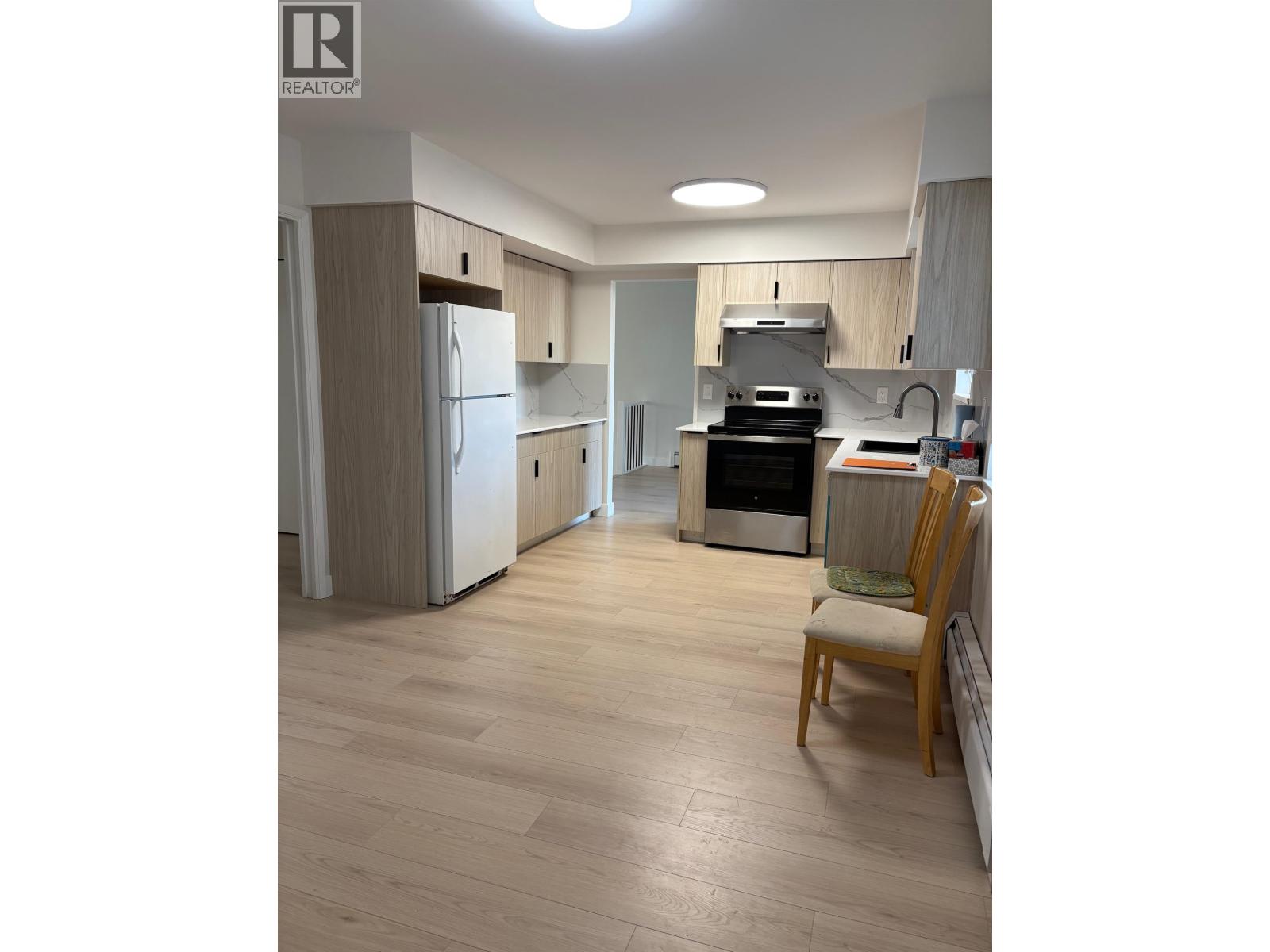 657 Poirier Street, Coquitlam, British Columbia  V3J 7M5 - Photo 7 - R3087039