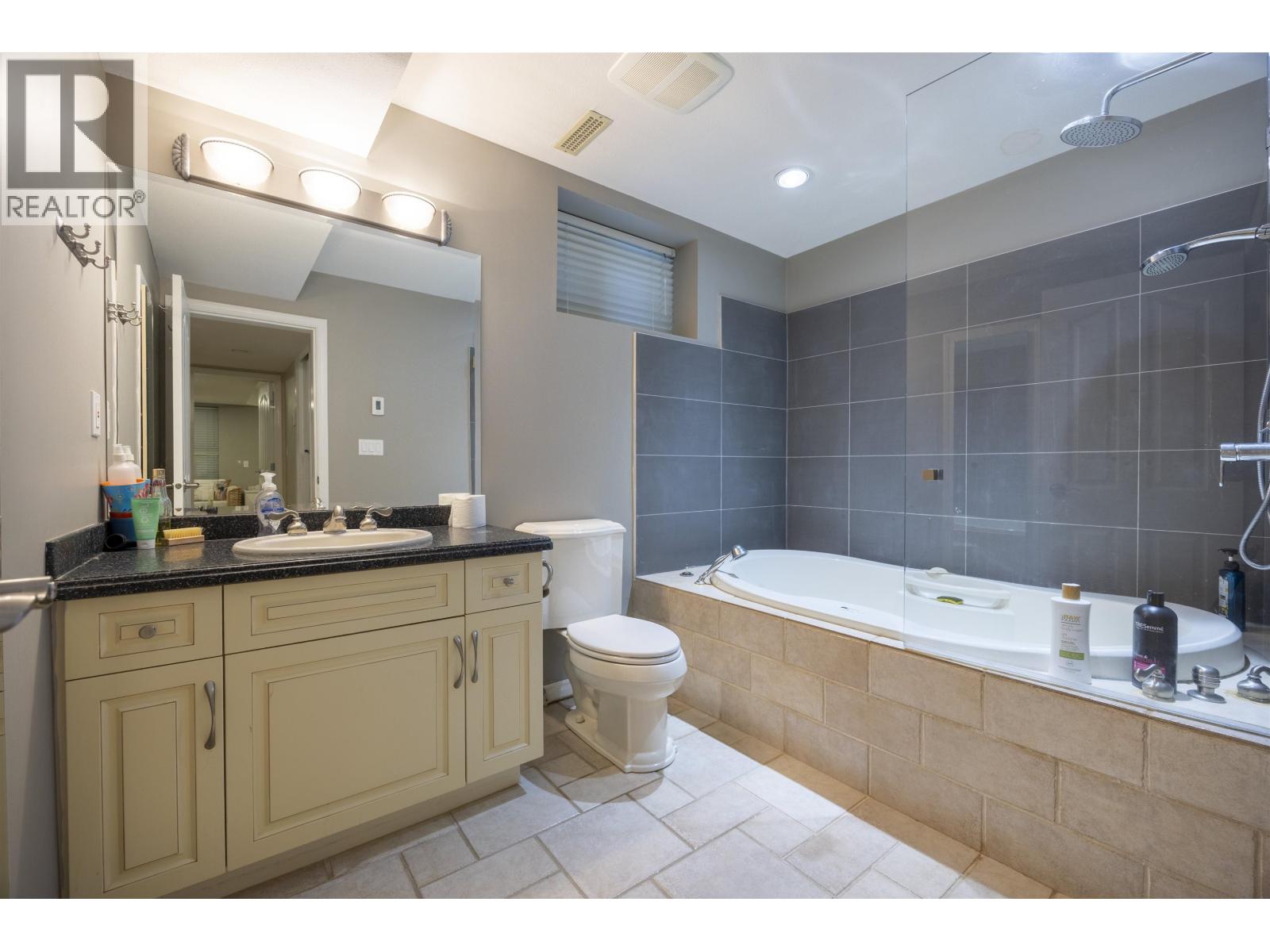 2503 Quartz Place, Coquitlam, British Columbia  V3E 3K9 - Photo 20 - R3087500