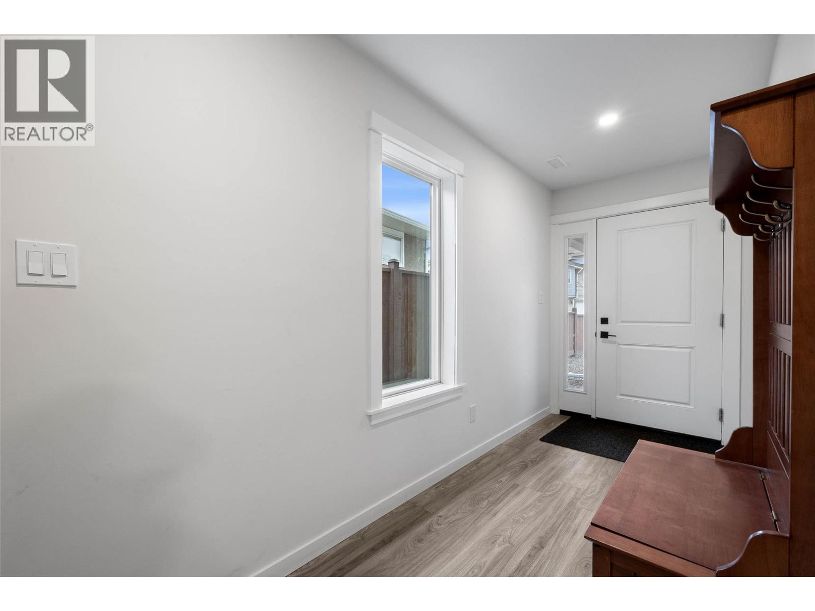 1117 Laroque Street, Kamloops, British Columbia  V2B 8M5 - Photo 35 - 10374893