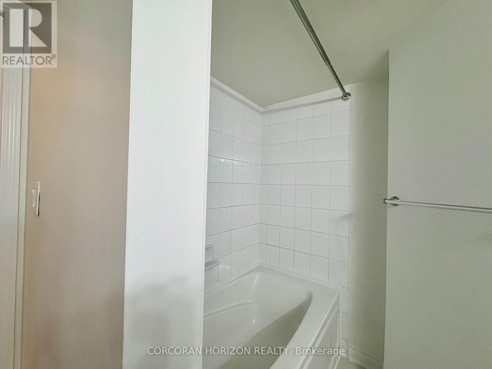 1311 - 1 Rean Drive, Toronto, Ontario  M2K 3C1 - Photo 10 - C12655904