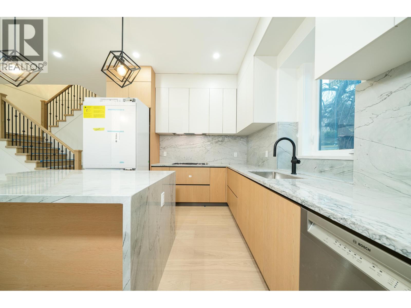 1 5091 Buxton Street, Burnaby, British Columbia  V5H 1J7 - Photo 10 - R3024440