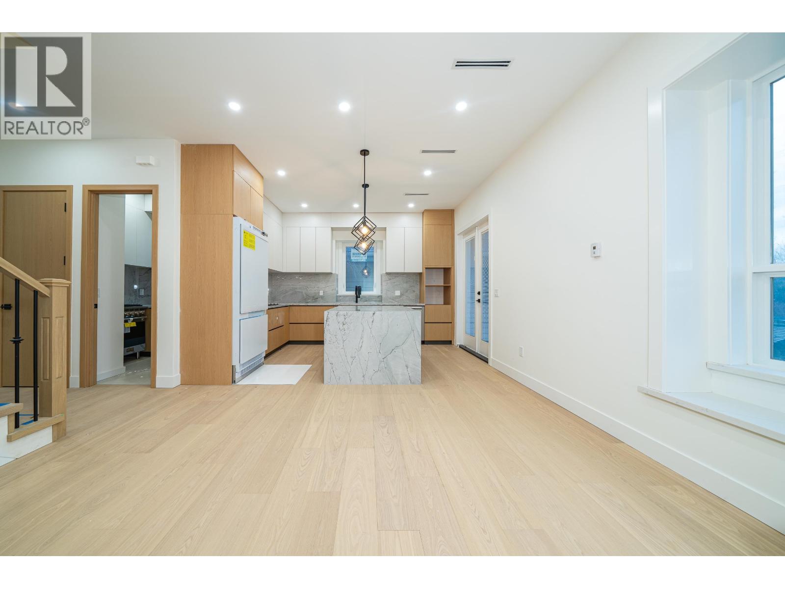 1 5091 Buxton Street, Burnaby, British Columbia  V5H 1J7 - Photo 13 - R3024440