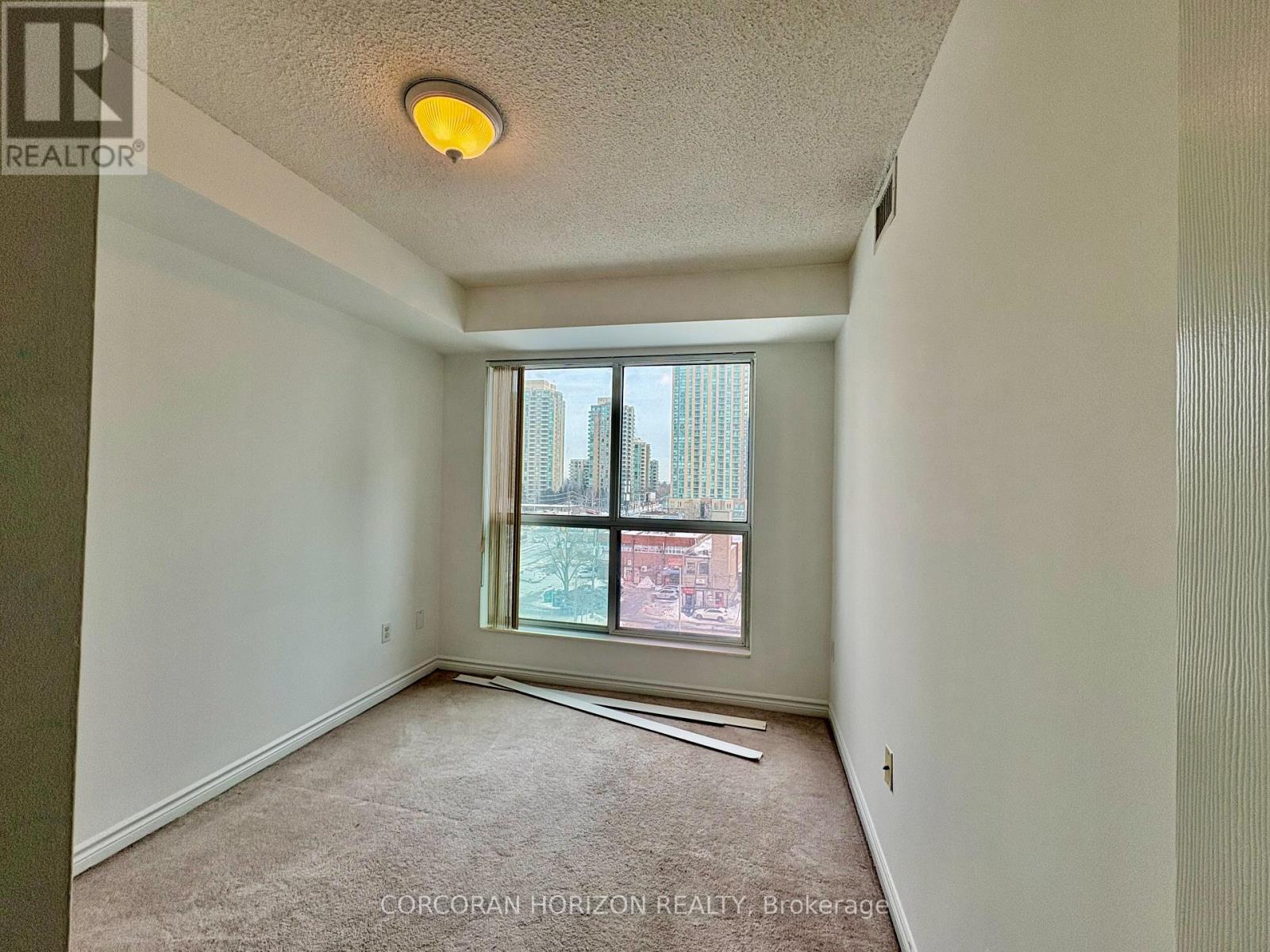 816 - 7 Lorraine Drive, Toronto, Ontario  M2N 7H2 - Photo 8 - C12655874