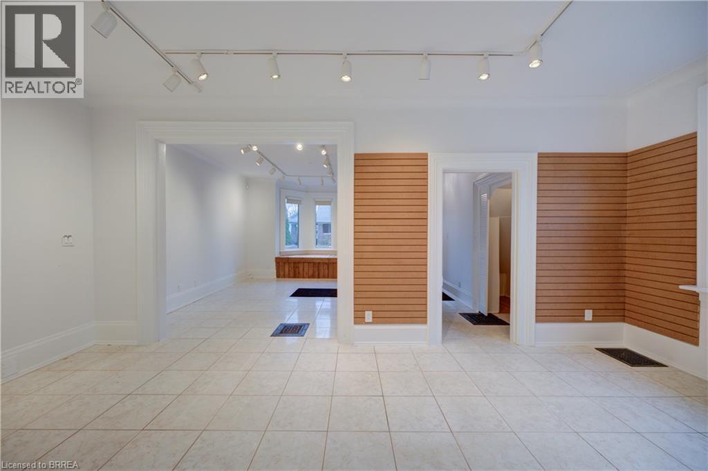 203 Brant Avenue Unit# 1, Brantford, Ontario  N3T 3J1 - Photo 12 - 40789922