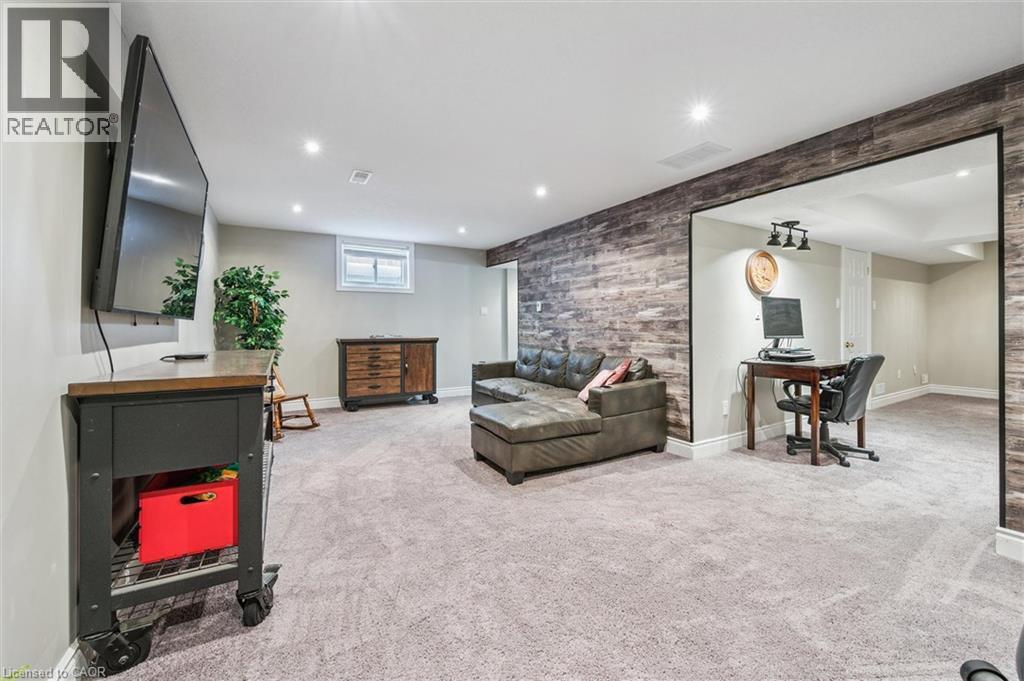 98 Peachtree Crescent, Cambridge, Ontario  N1S 4W3 - Photo 26 - 40800879