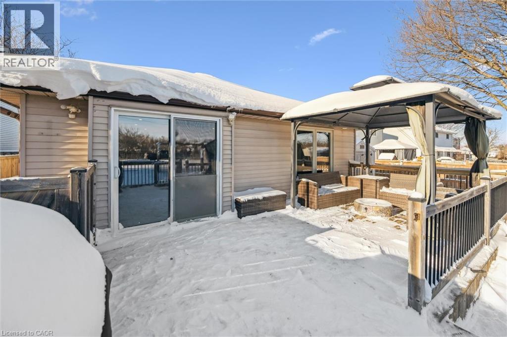 98 Peachtree Crescent, Cambridge, Ontario  N1S 4W3 - Photo 35 - 40800879