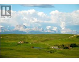 21054 A Range Road 264, Cardston, Alberta