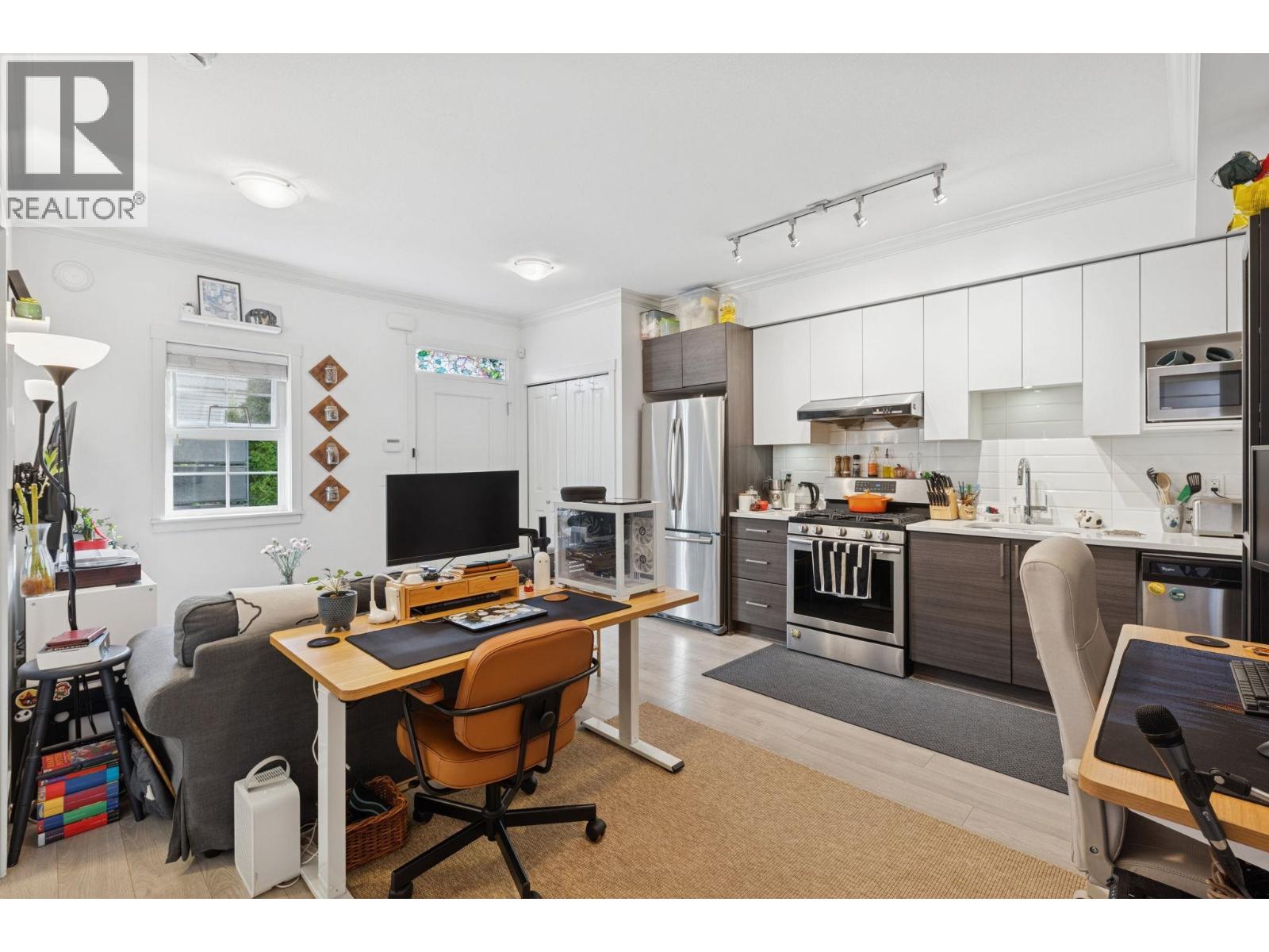 18 9691 ALBERTA ROAD, Richmond, British Columbia